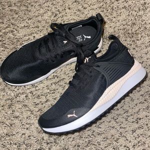 NWOT Puma sneakers, size 7.5 Never Worn!!!